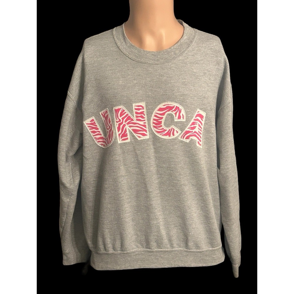 UNC-Asheville Bulldogs Men's Gray Medium Sweatshirt‎ With Pink & White Letters